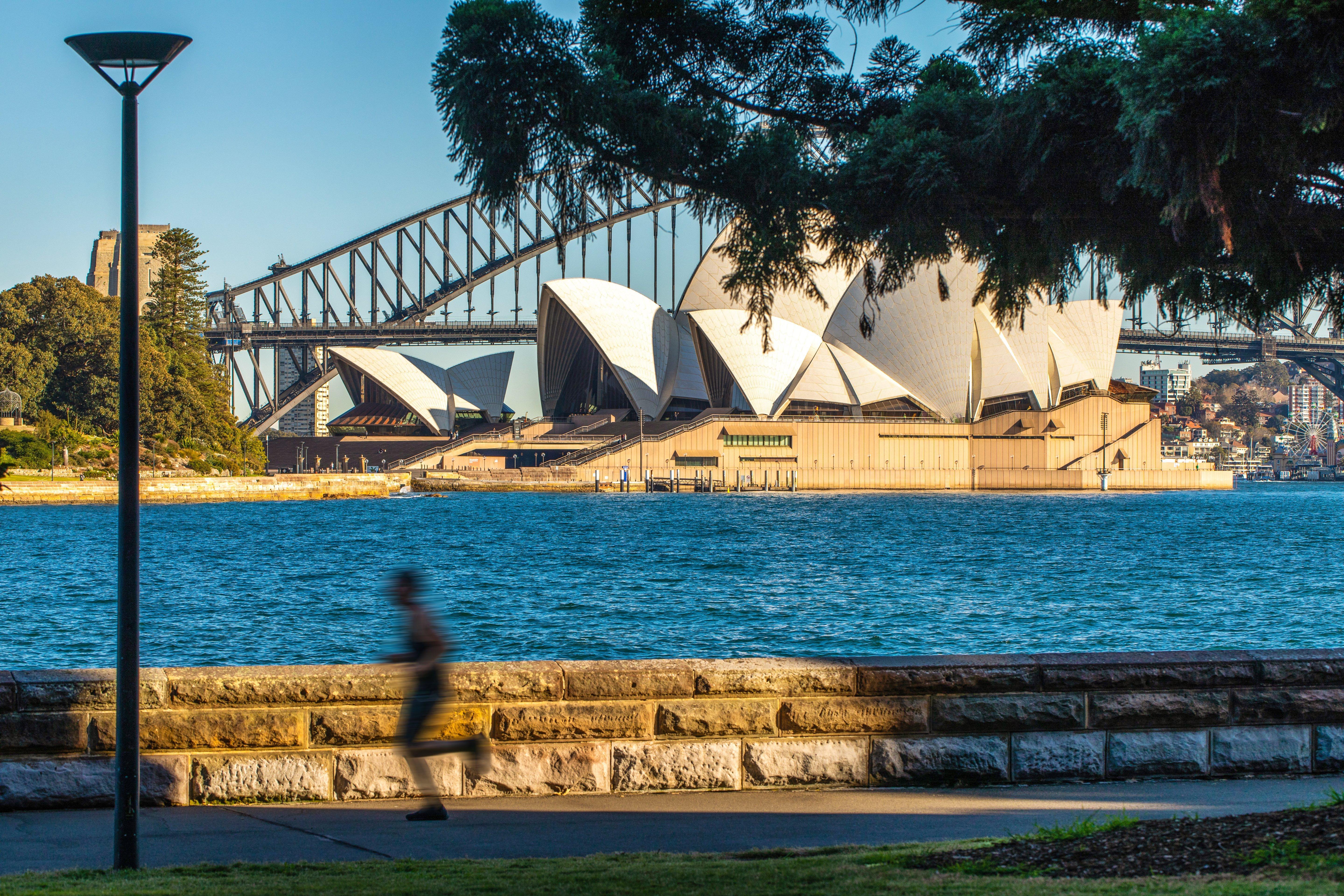 Holiday Inn Sydney Potts Point Exterior photo