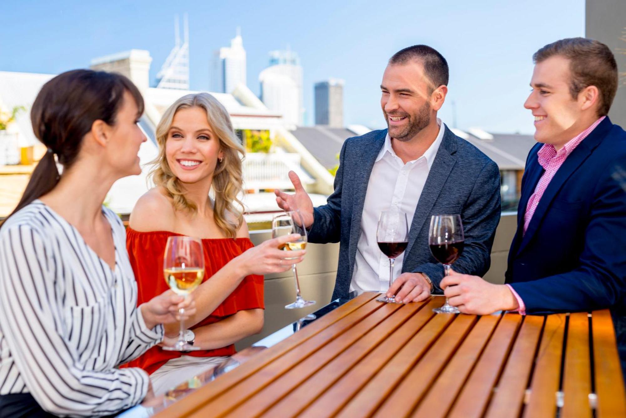 Holiday Inn Sydney Potts Point Exterior photo