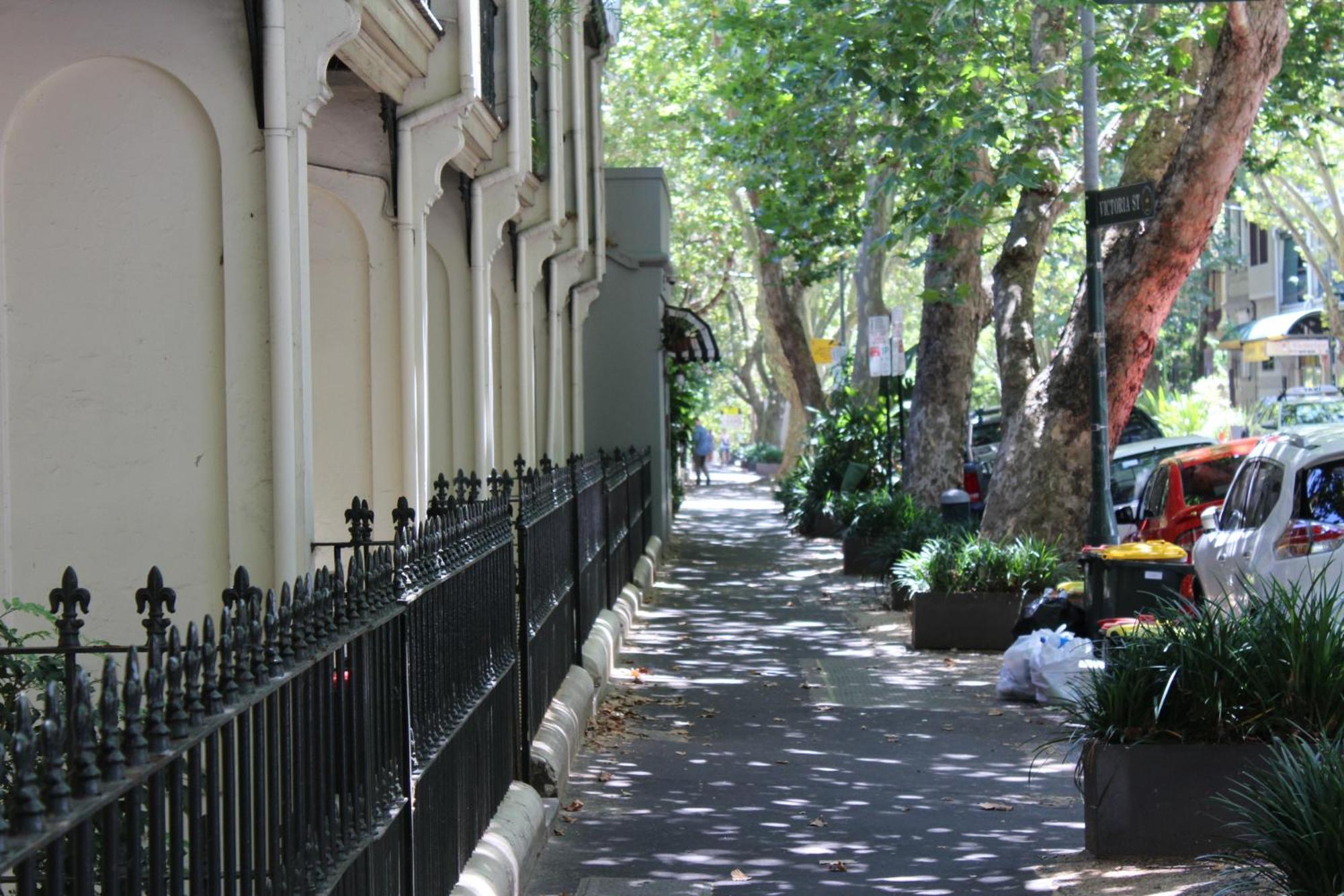 Holiday Inn Sydney Potts Point Exterior photo